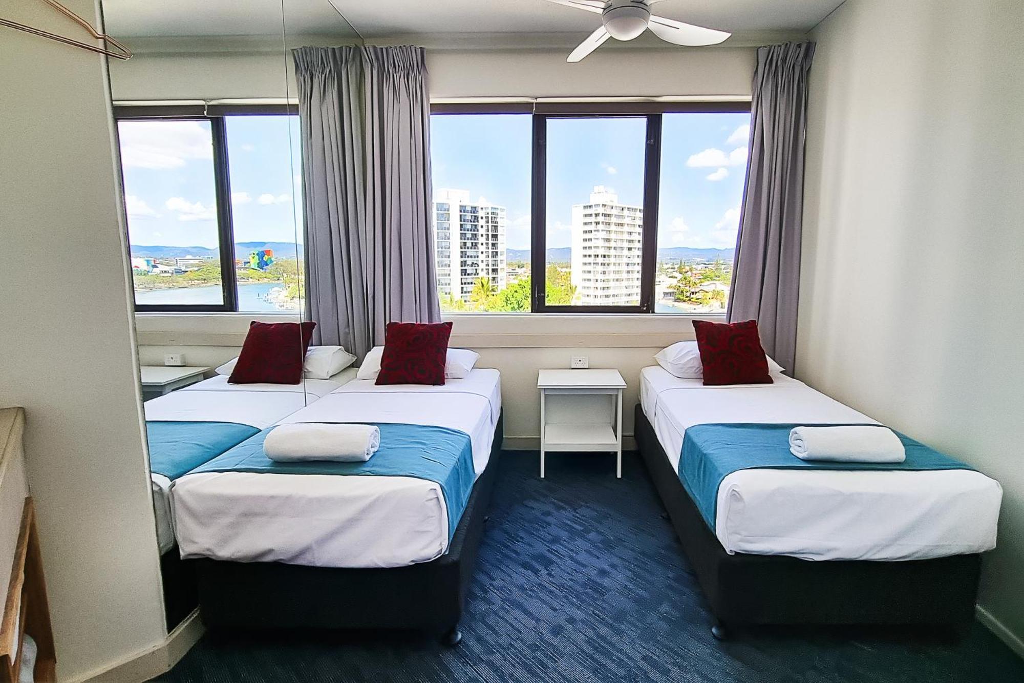 Tiki Hotel Apartments Surfers Paradise Gold Coast Kültér fotó