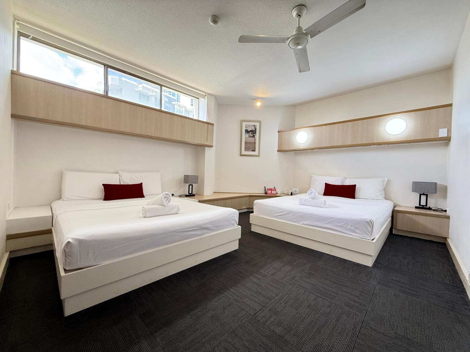 Tiki Hotel Apartments Surfers Paradise Gold Coast Kültér fotó