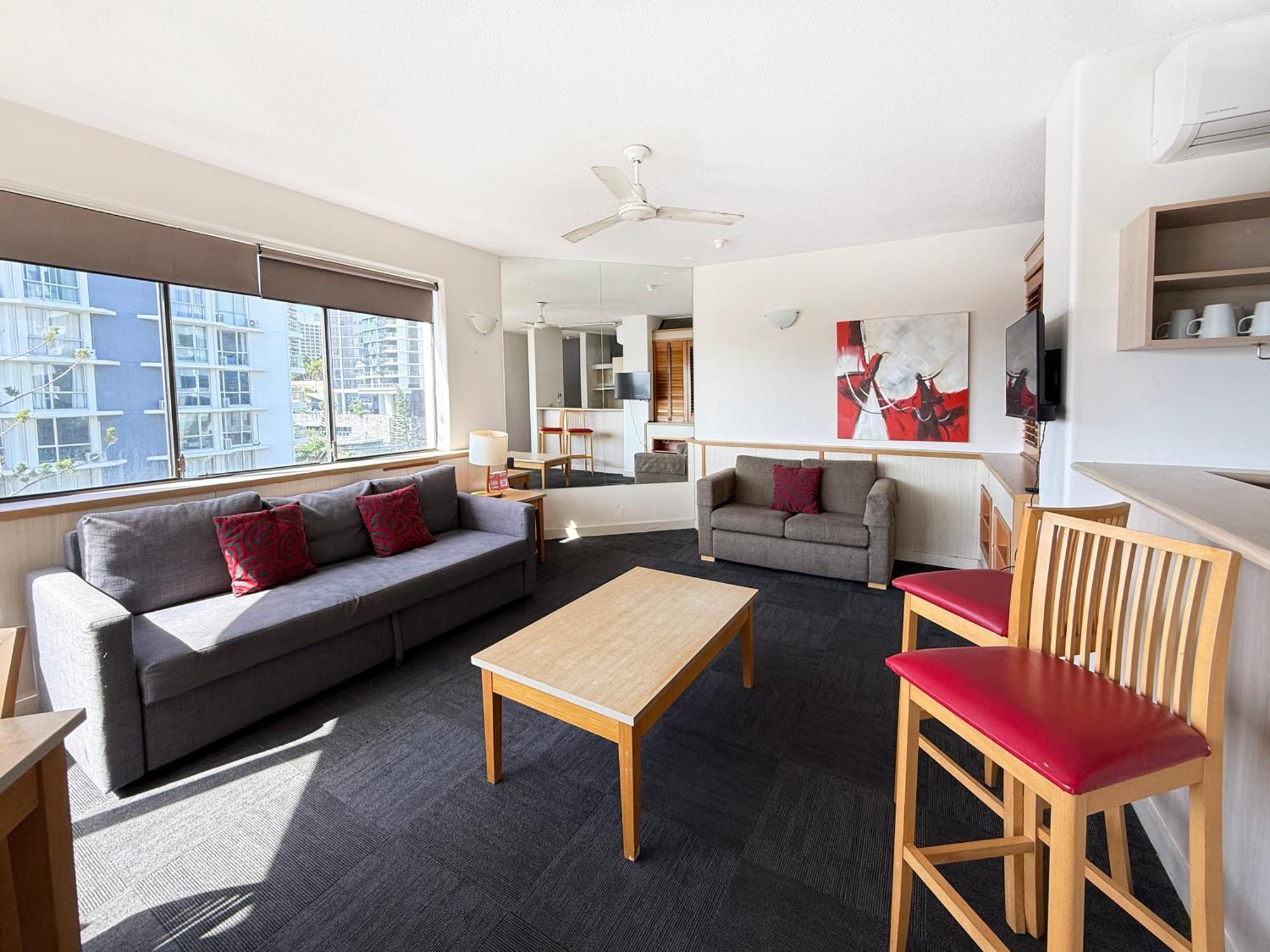 Tiki Hotel Apartments Surfers Paradise Gold Coast Kültér fotó