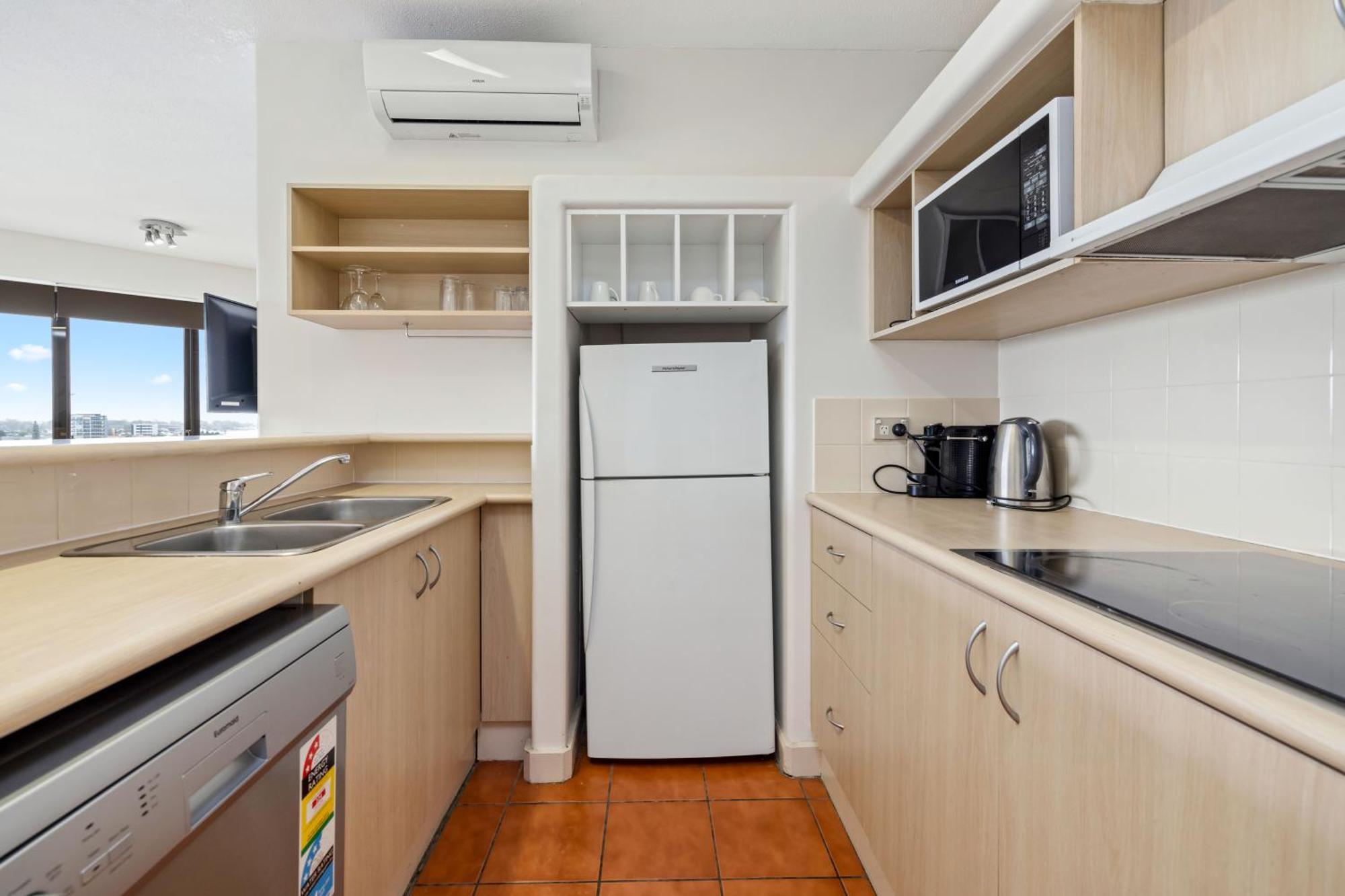 Tiki Hotel Apartments Surfers Paradise Gold Coast Kültér fotó