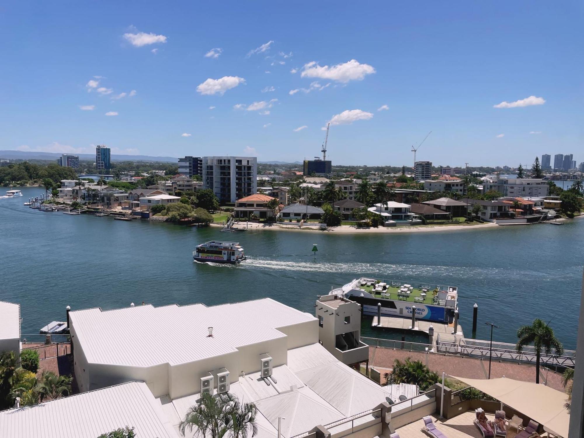 Tiki Hotel Apartments Surfers Paradise Gold Coast Kültér fotó