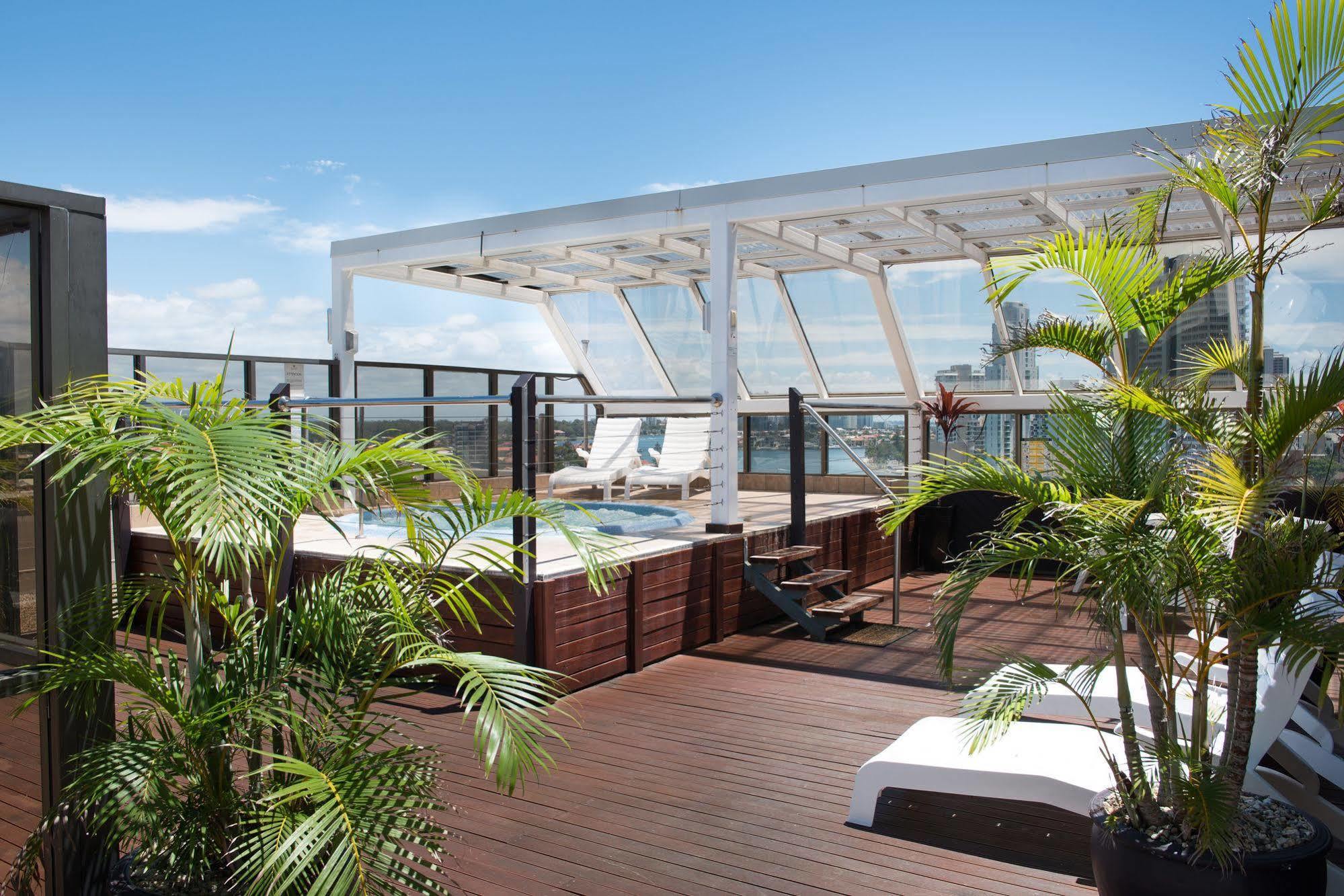 Tiki Hotel Apartments Surfers Paradise Gold Coast Kültér fotó